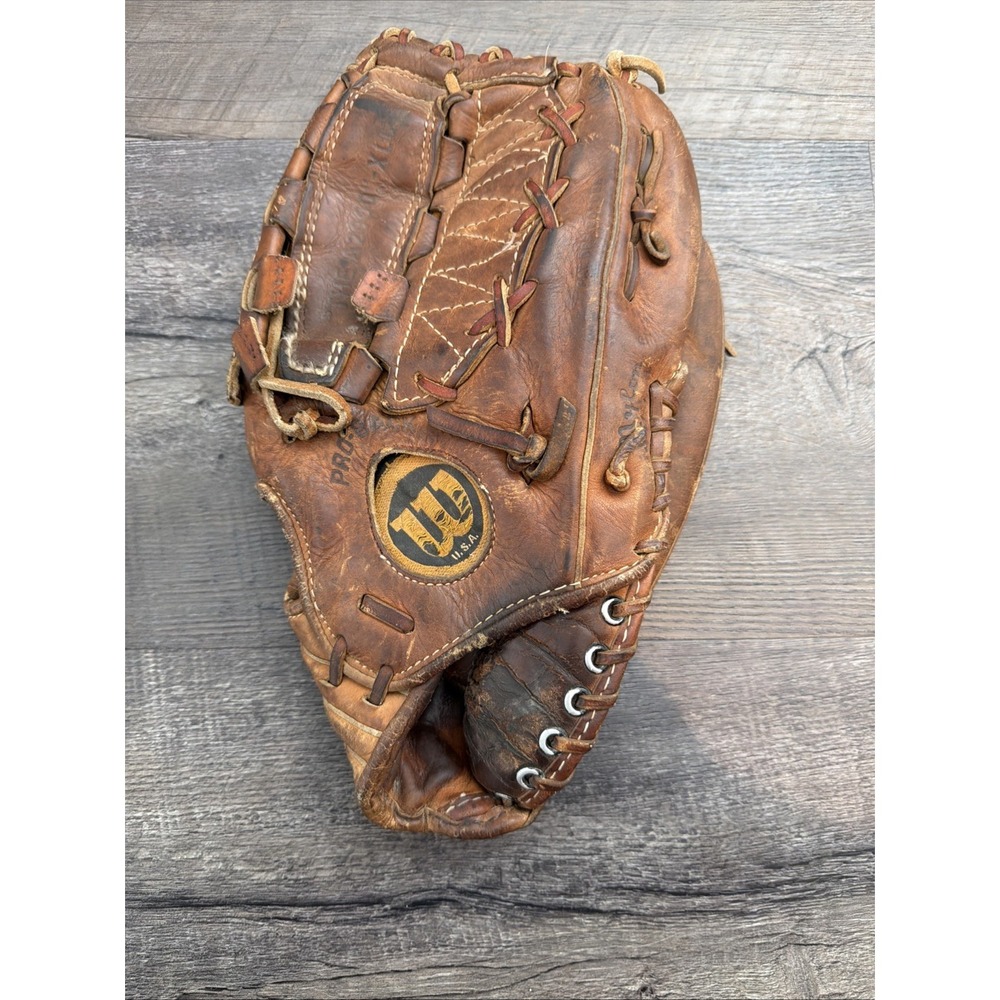 Wilson Vintage Nylon Stitched Dual Hinge "A2000" XL Leather Baseball Glove RHT